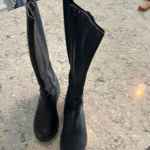 Kenneth Cole Boots